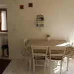 Tana Bianca Apartment